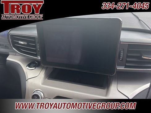 Used 2020 Ford Explorer XLT w/ Equipment Group 202A image 26