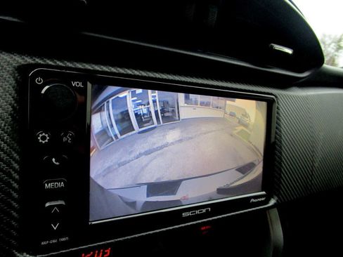 Used 2016 Scion FR-S image 3