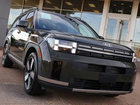 Used 2024 Hyundai Santa Fe Limited image 7