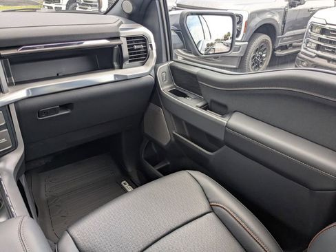 New 2025 Ford F150 Lariat w/ Equipment Group 501A Mid image 18