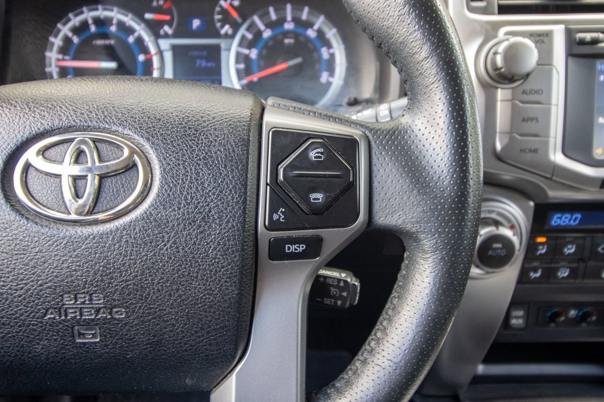 Used 2016 Toyota 4Runner Limited AWD/4WD image 38