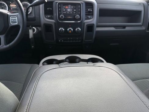 Used 2015 RAM 2500 Tradesman w/ Chrome Appearance Group image 12