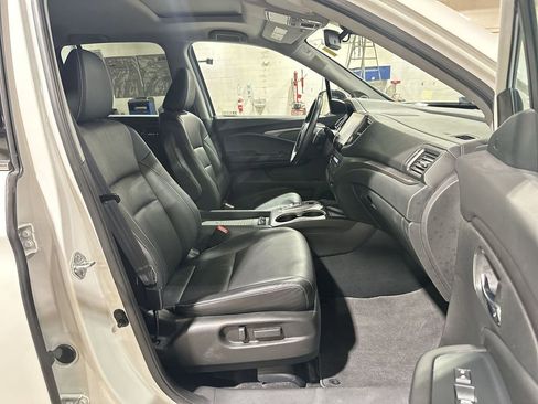 Used 2023 Honda Ridgeline RTL-E image 25