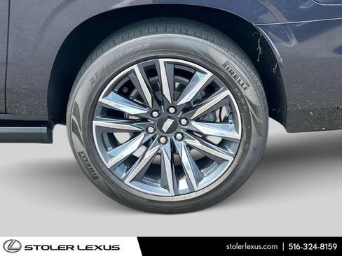 Used 2023 Cadillac Escalade ESV Sport Platinum AWD/4WD image 10