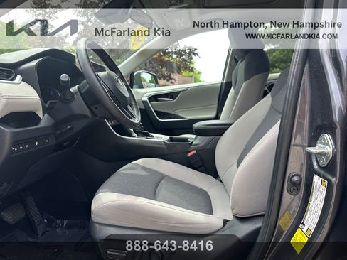 Used 2023 Toyota RAV4 XLE w/ Convenience Package AWD/4WD image 10
