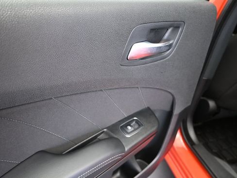 Used 2022 Dodge Charger SXT w/ Blacktop Package AWD/4WD image 15