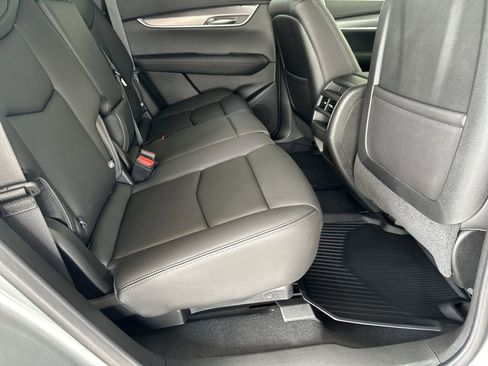 New 2026 Cadillac XT5 Luxury image 34