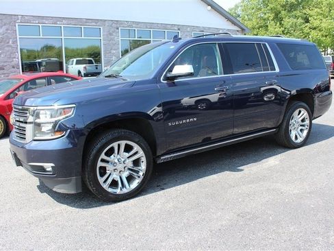 Used 2020 Chevrolet Suburban Premier w/ Premier Plus Edition AWD/4WD image 1