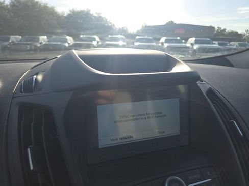 Used 2019 Ford Escape SEL FWD image 11