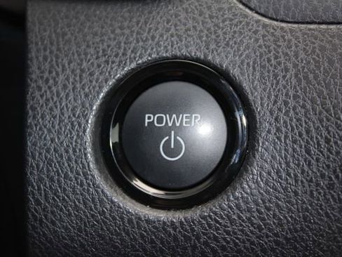 Used 2025 Toyota Camry LE image 24