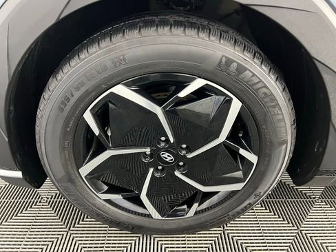 Used 2024 Hyundai Ioniq 5 SE image 12