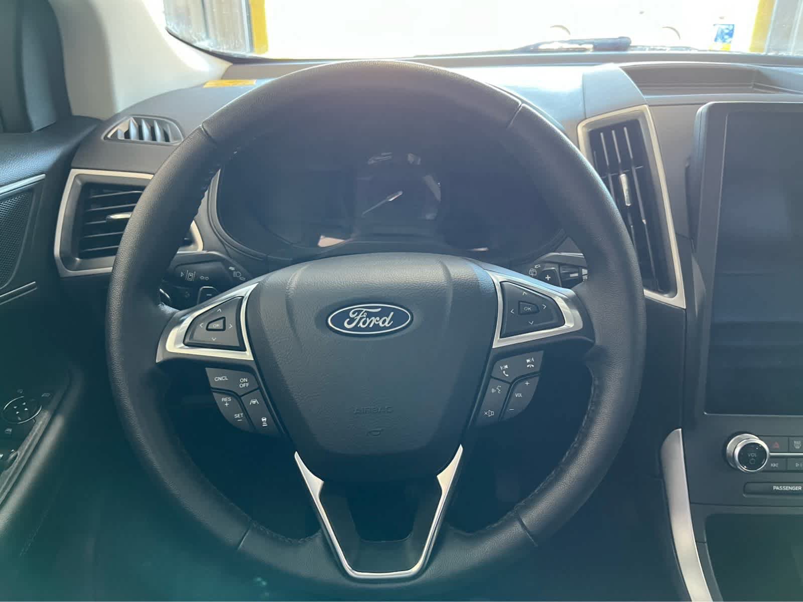 Certified 2024 Ford Edge SEL w/ Convenience Package AWD/4WD image 14
