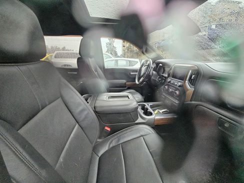 Used 2020 Chevrolet Silverado 1500 High Country w/ Technology Package image 11