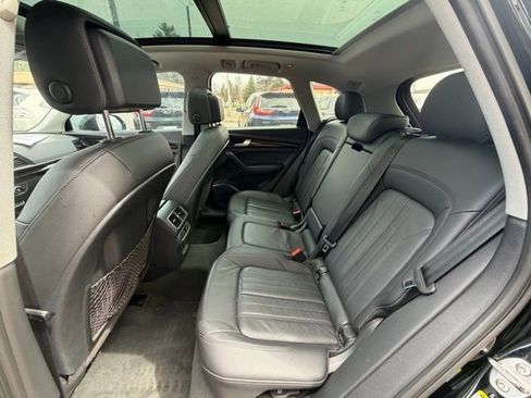 Used 2018 Audi Q5 2.0T Premium AWD/4WD image 15