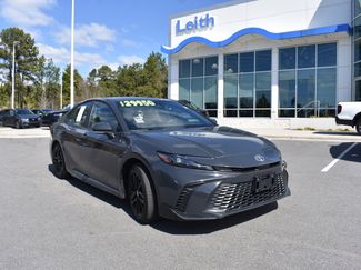 Used 2025 Toyota Camry SE video 1