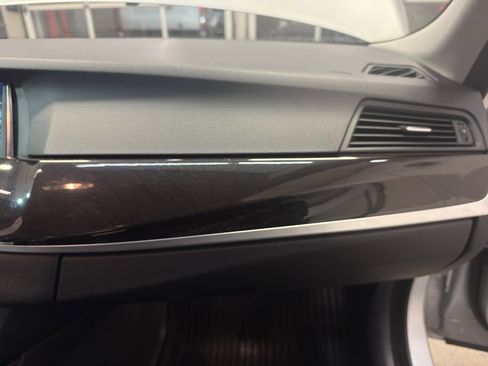 Used 2014 BMW 528i xDrive Sedan image 24