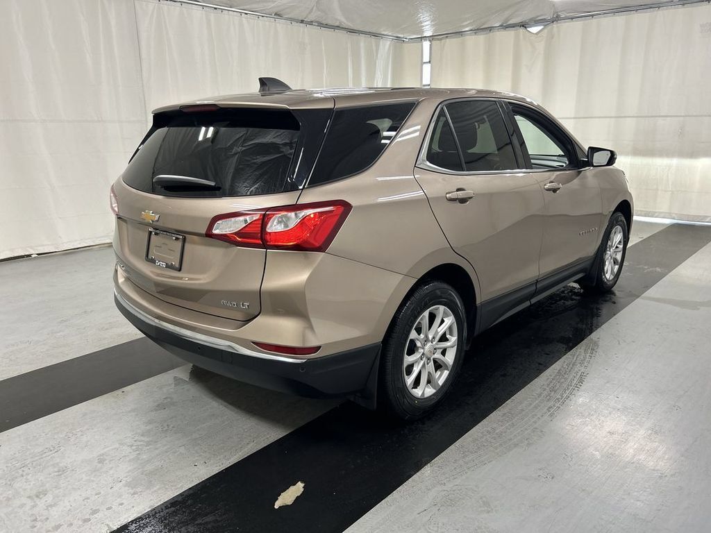 Used 2018 Chevrolet Equinox LT AWD/4WD image 2