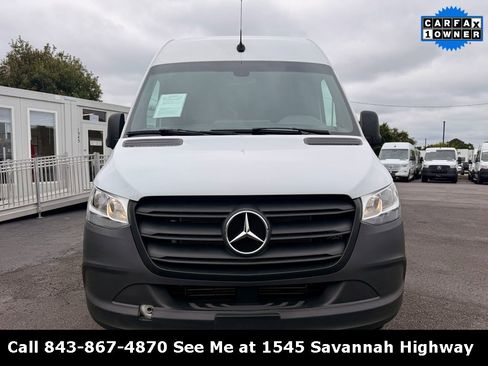 Used 2023 Mercedes-Benz Sprinter 2500 image 5