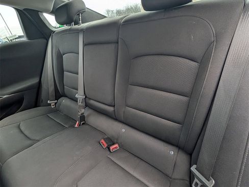 Used 2021 Chevrolet Malibu LT image 25