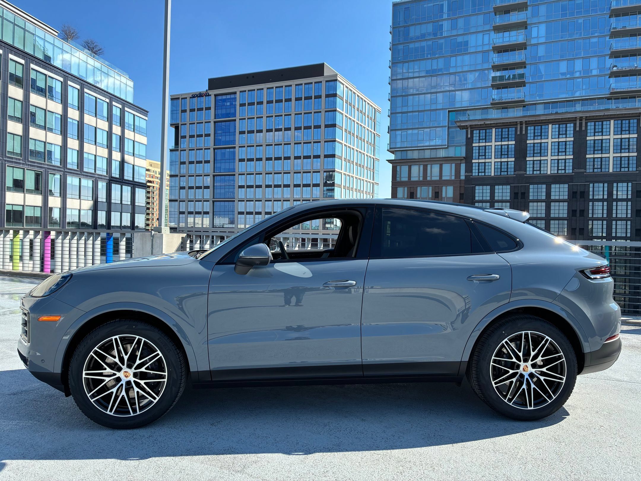 Used 2026 Porsche Cayenne Coupe AWD/4WD image 2