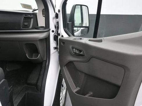 Used 2025 Ford Transit 250 Low Roof w/ Exterior Upgrade Package RWD image 16
