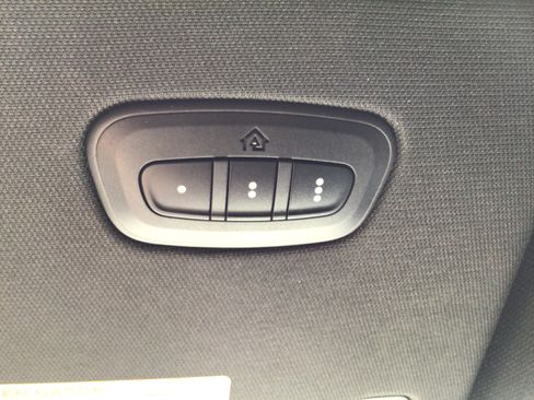 Used 2019 RAM 1500 Big Horn AWD/4WD image 17