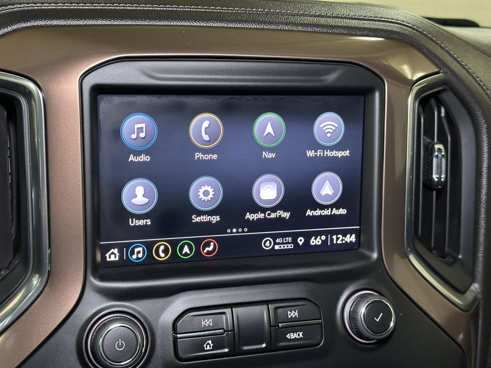 Used 2022 Chevrolet Silverado 1500 High Country w/ Technology Package AWD/4WD image 41