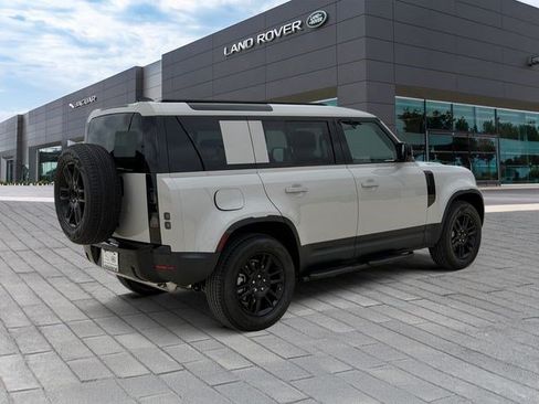 New 2026 Land Rover Defender 110 S AWD/4WD image 5