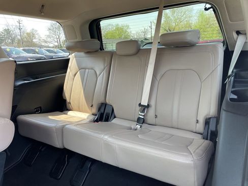 Used 2023 Ford Expedition Limited image 44