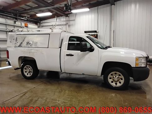 Used 2012 Chevrolet Silverado 1500 W/T image 2