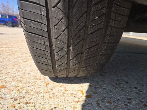 Used 2022 Nissan Frontier SV image 33