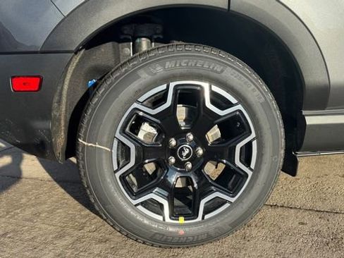 New 2025 Ford Bronco Sport Outer Banks w/ Outer Banks Tech Package+ image 10