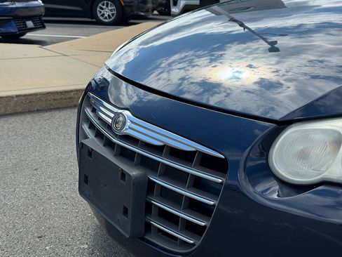Used 2006 Chrysler Sebring Touring FWD image 4