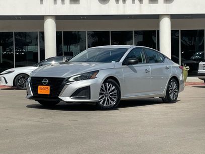 Used 2024 Nissan Altima 2.5 SV
