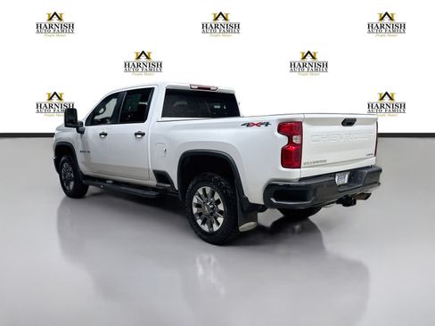Used 2024 Chevrolet Silverado 2500 Custom AWD/4WD image 8