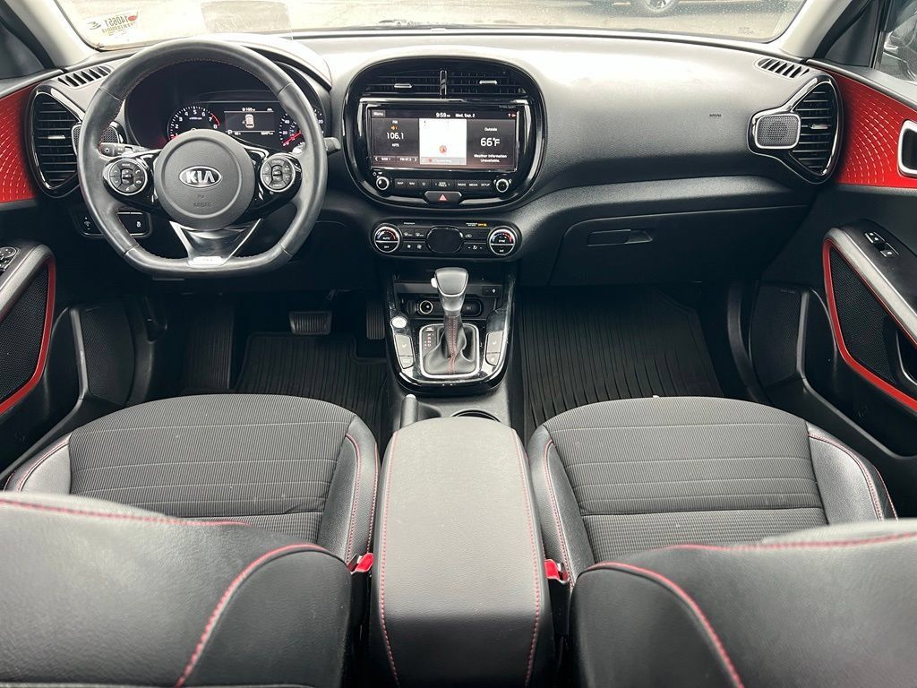 Used 2021 Kia Soul Turbo FWD image 12