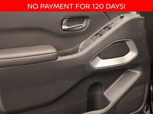 New 2025 Nissan Frontier SV w/ SV Convenience Package image 7