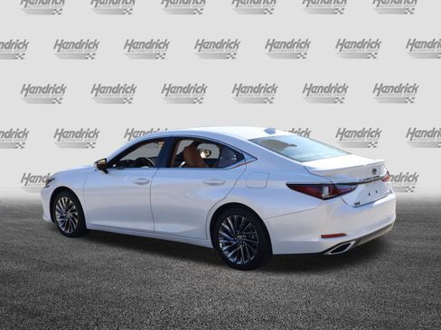 Used 2025 Lexus ES 350 Luxury w/ Technology Package image 7