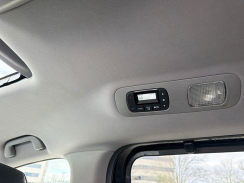 Used 2021 Honda Odyssey Touring image 21