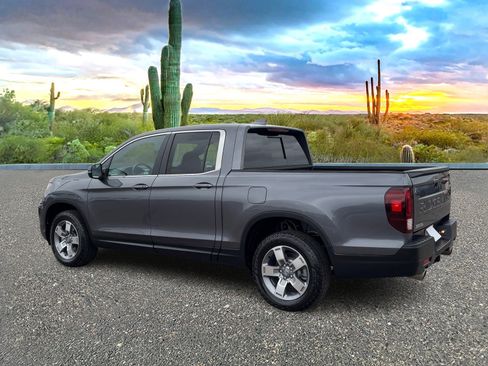 Used 2025 Honda Ridgeline RTL image 4