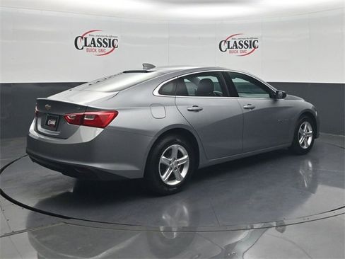 Used 2024 Chevrolet Malibu LT image 7