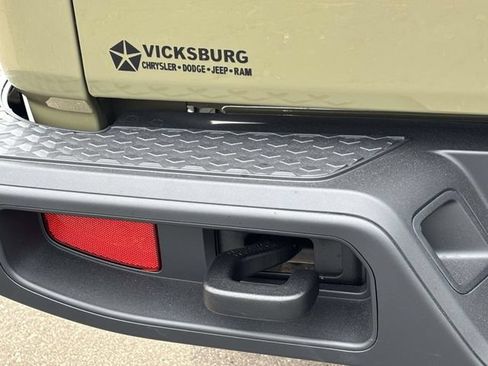 New 2026 Jeep Gladiator Sport AWD/4WD image 33