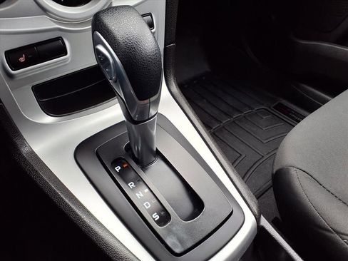 Used 2016 Ford Fiesta SE w/ Cold Weather Package image 24