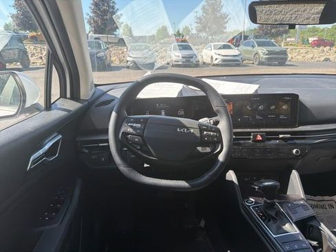 Certified 2026 Kia Sportage LX w/ LX Convenience Package FWD image 10