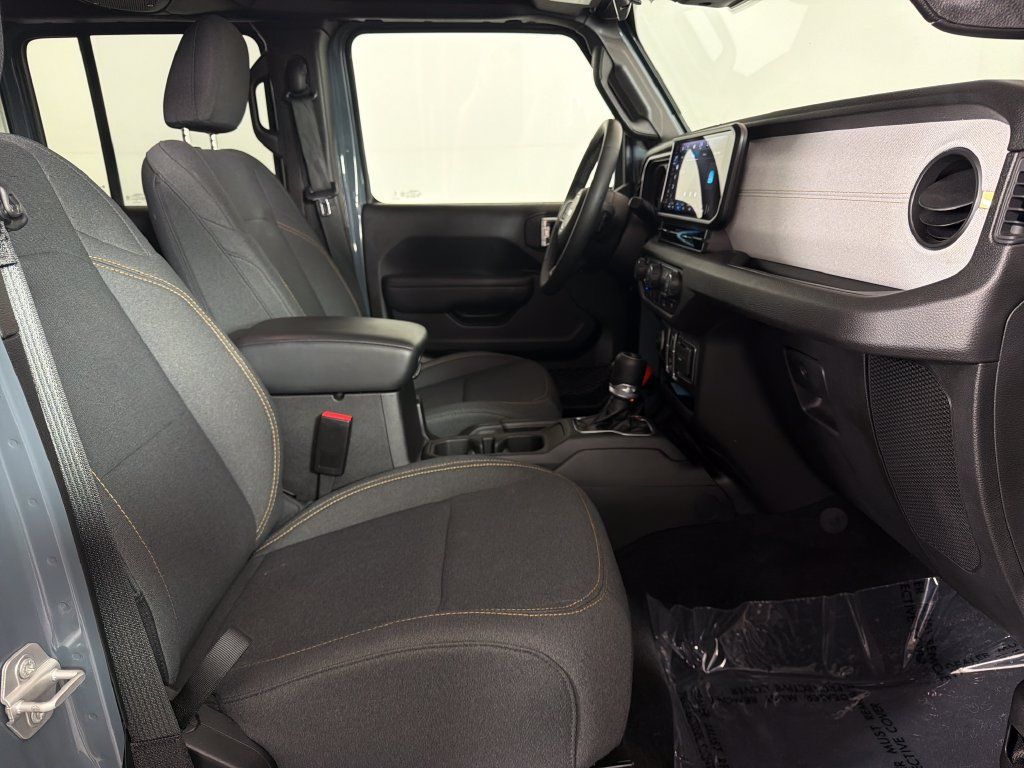 Used 2025 Jeep Wrangler Unlimited Sport S 4xe AWD/4WD image 19