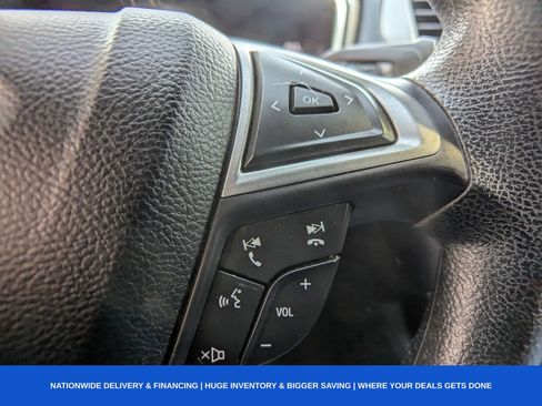 Used 2017 Ford Fusion SE w/ Fusion SE Technology Package image 33