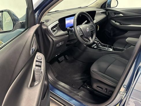 Used 2024 Buick Encore GX Preferred w/ Comfort Package AWD/4WD image 36