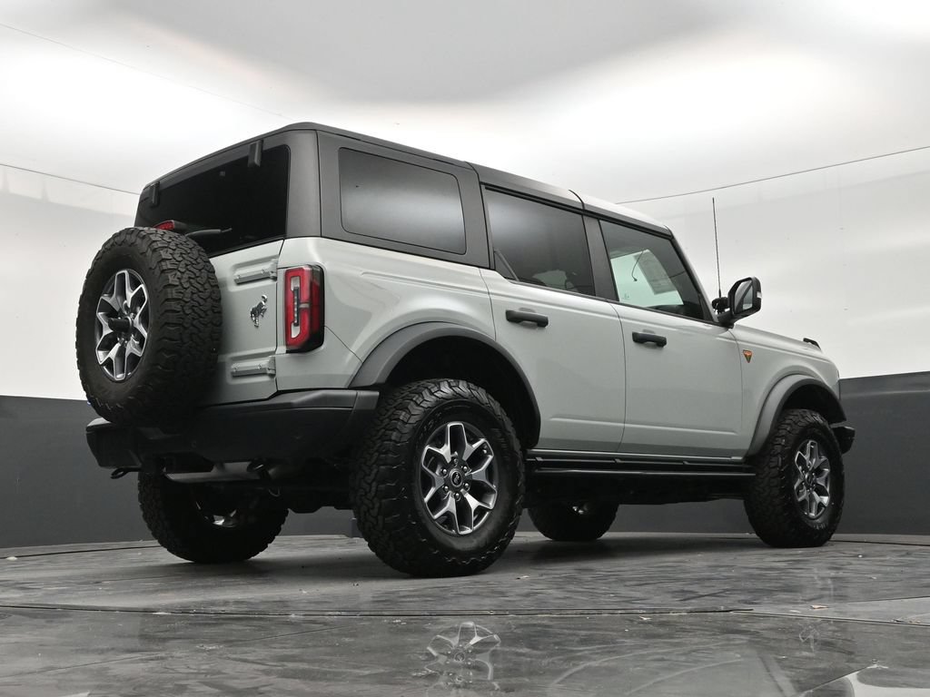 Used 2024 Ford Bronco Badlands AWD/4WD image 24