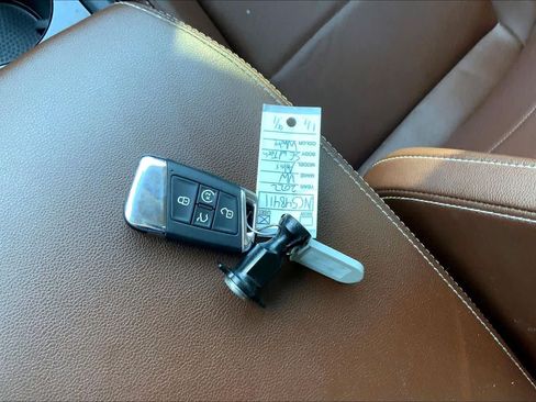 Used 2022 Volkswagen Atlas SE FWD image 15