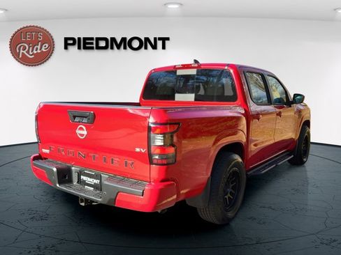 Used 2024 Nissan Frontier SV w/ SV Convenience Package image 6